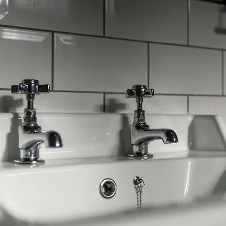 דירה 3bed Sleeps 6 *