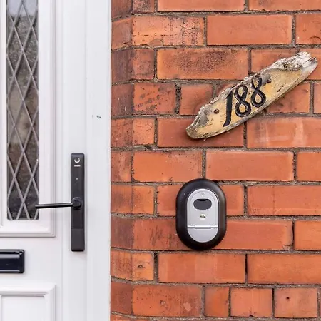 דירה 3bed Sleeps 6 קרליסל