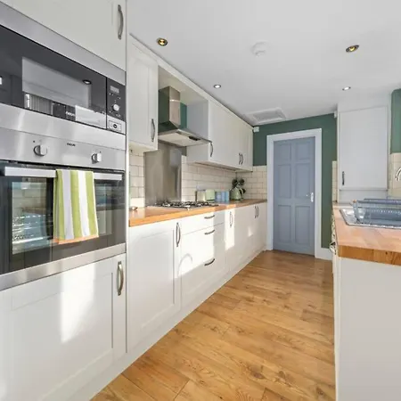 דירה 3bed Sleeps 6