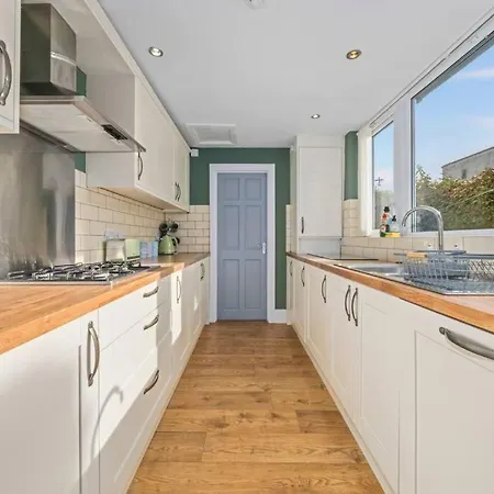 דירה 3bed Sleeps 6