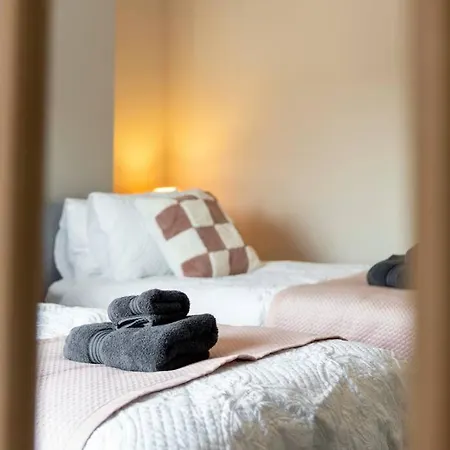 Apartment Carlisle 3bed Sleeps 6 *