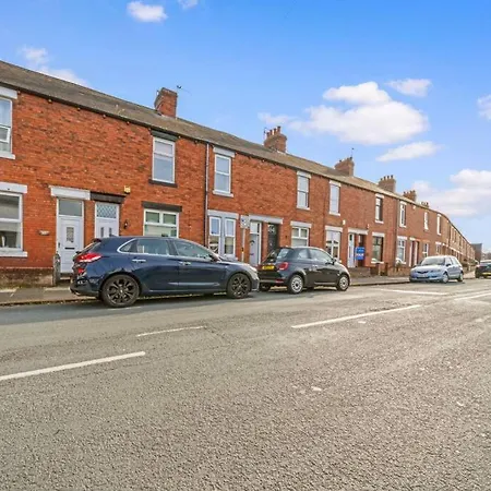 3bed Sleeps 6 Apartment