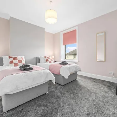 Carlisle 3bed Sleeps 6 *
