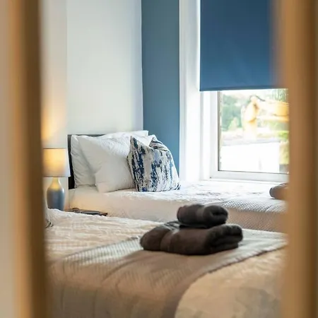 Carlisle 3bed Sleeps 6 Apartment *