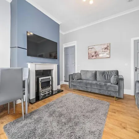 Apartment Carlisle 3bed Sleeps 6 *