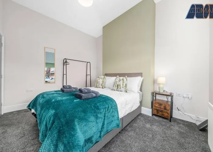 Lejlighed 3bed Sleeps 6 *